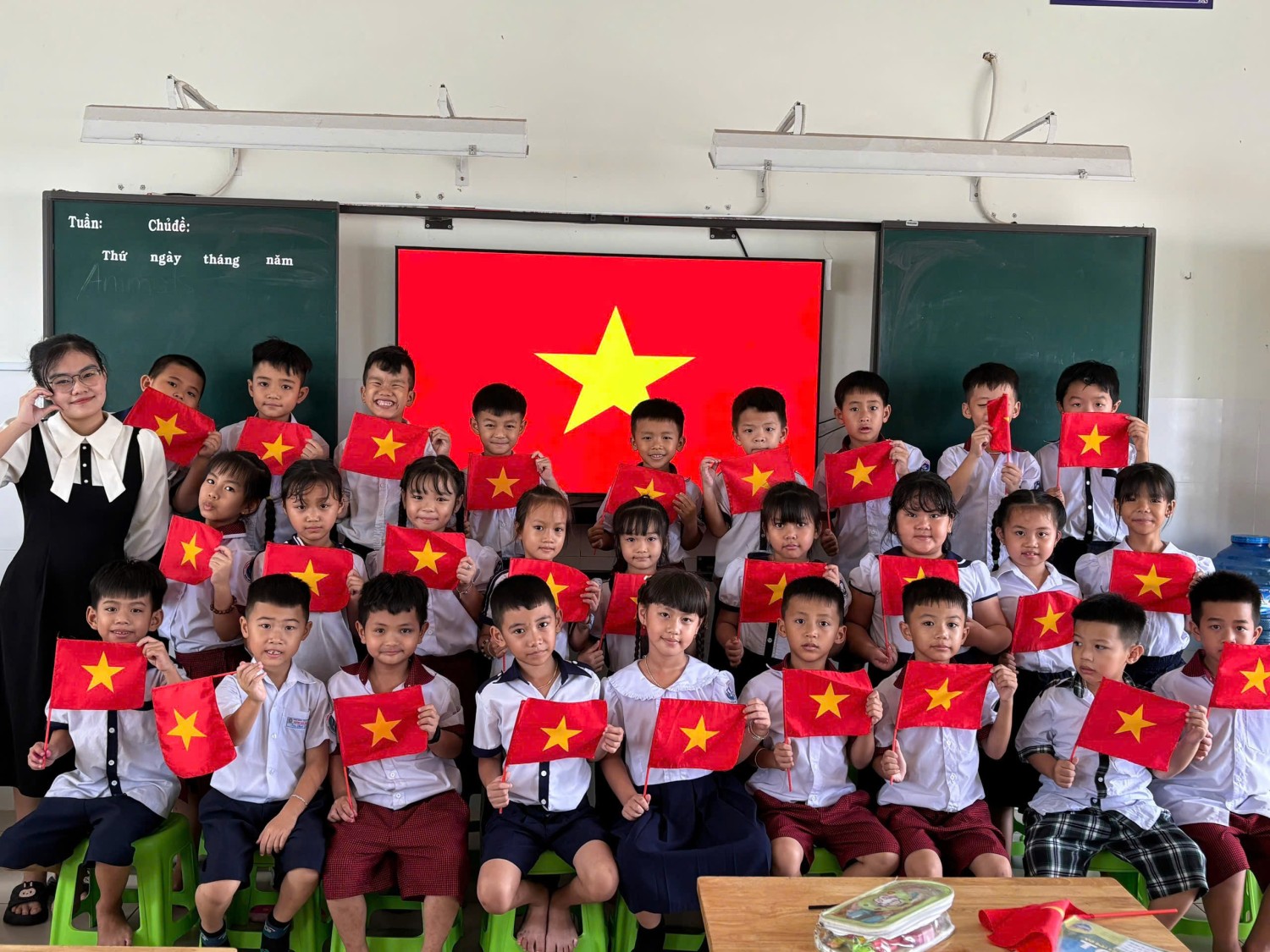 Hưởng ứng các hoạt động Chào mừng 50 năm- Đại thắng Mùa Xuân năm 1975- Thống nhất đất nước (30/4/1975-30/4/2025)