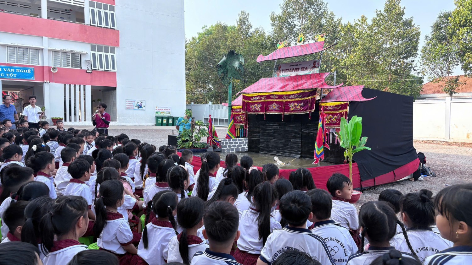 z7703177132871 4837809770476950d4b148e4cf6dacee